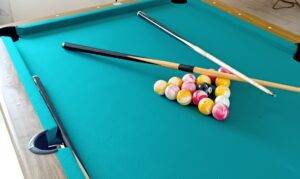 gîte avec salle de jeux - Billard