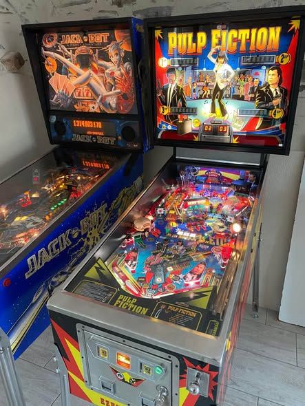 salle de jeu flipper